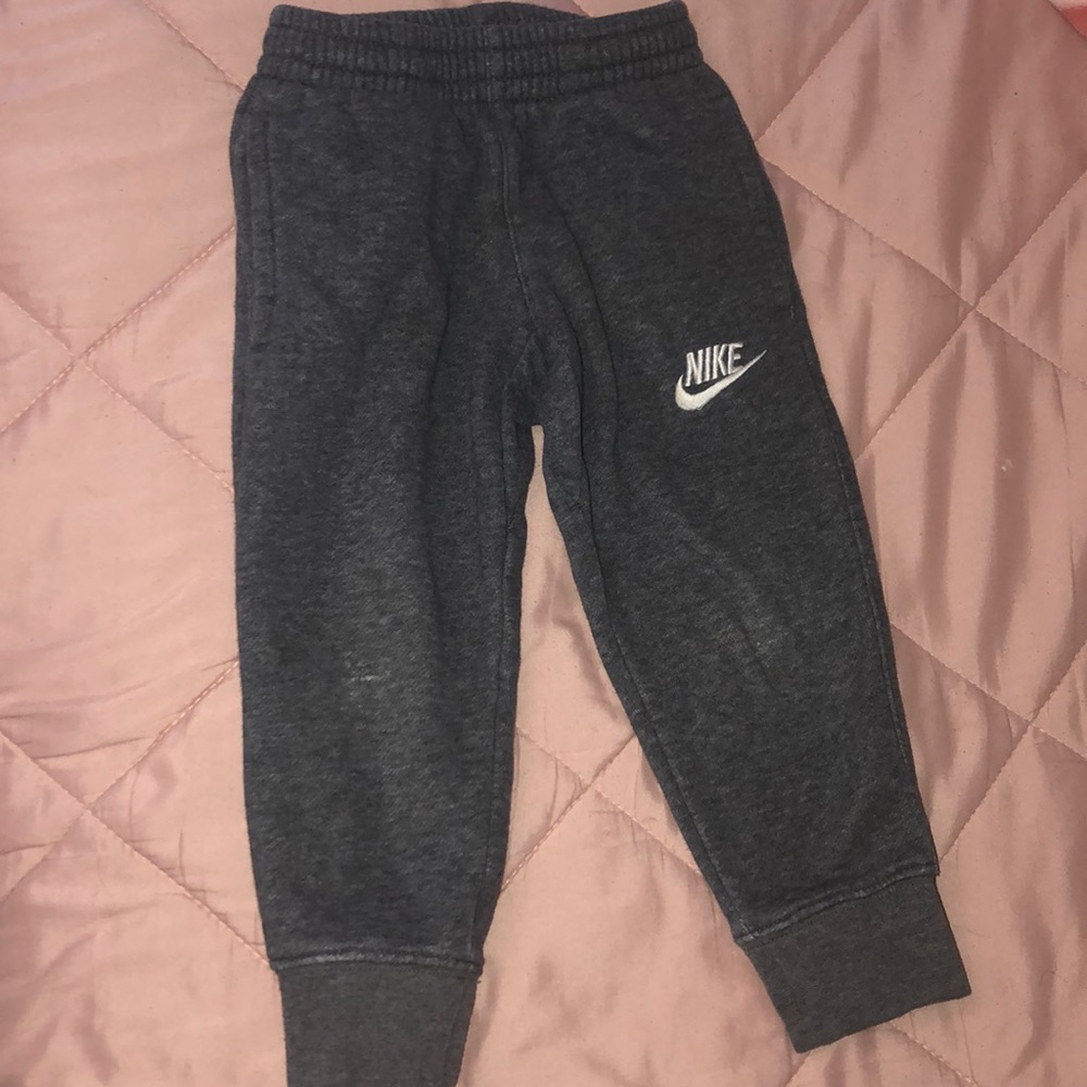 Nike boys sweatpants